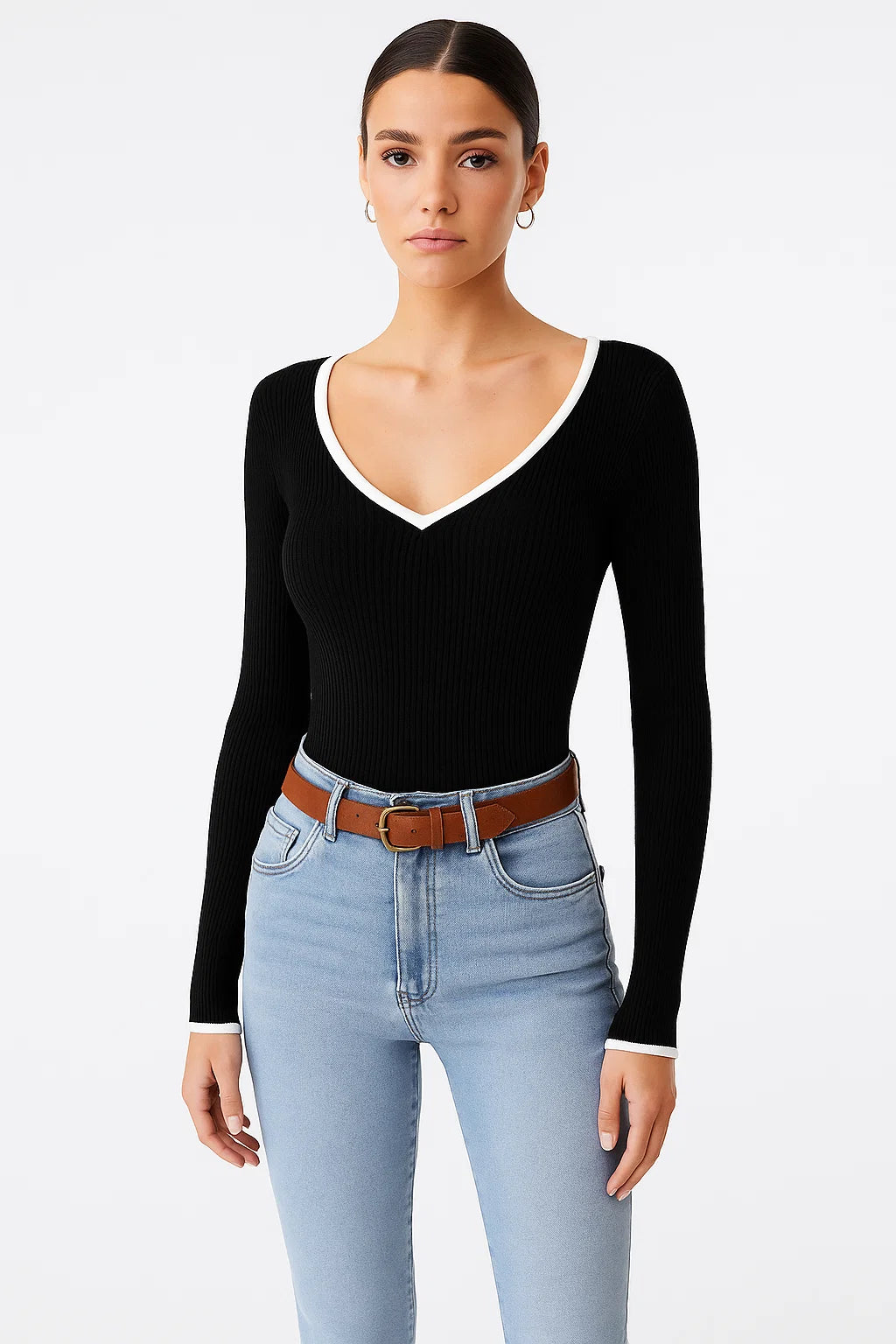 Long-sleeved V-neck top
